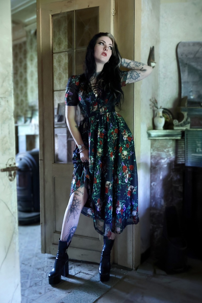 Skull In Roses Gothic Midi Dress