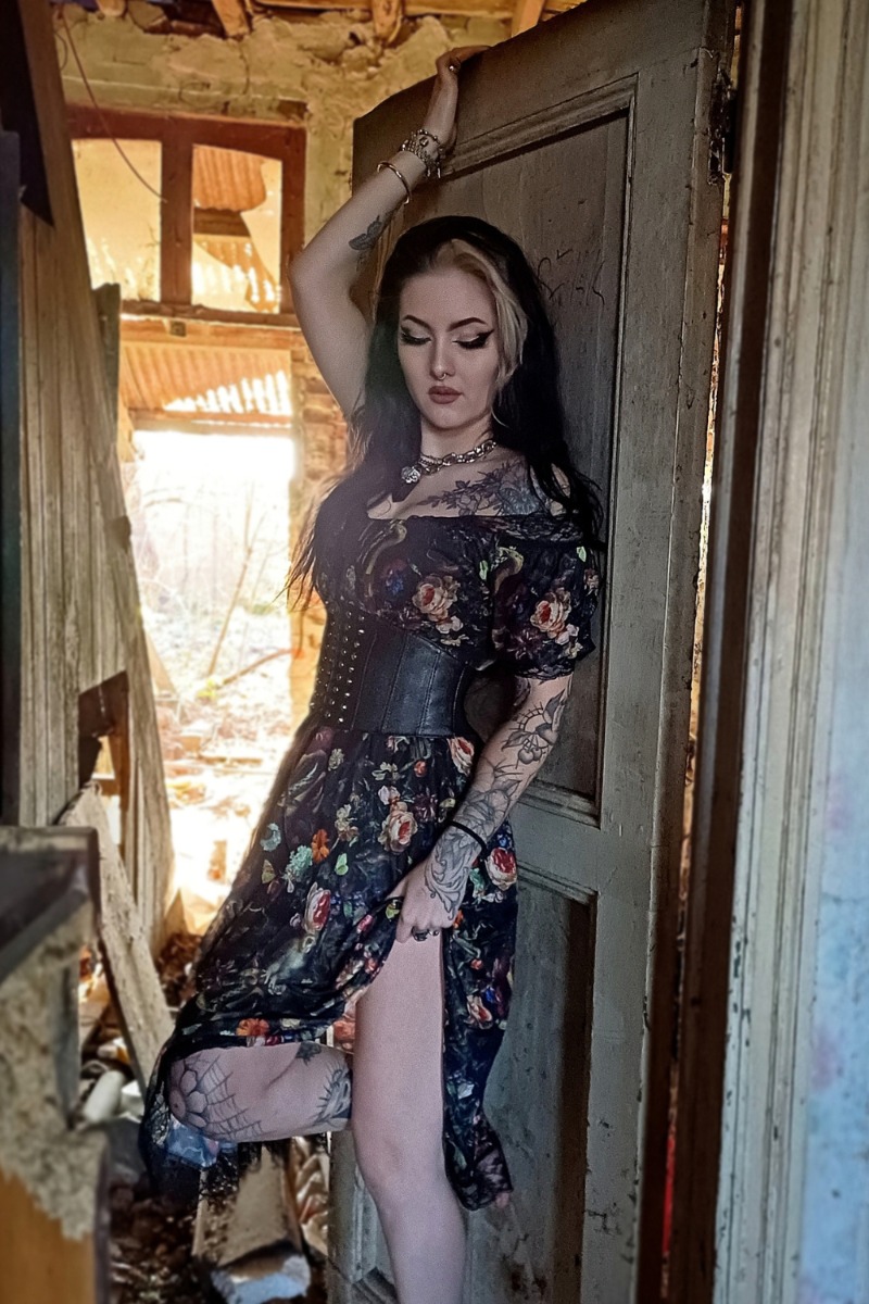 Night Garden Print Short Sleeve Dress