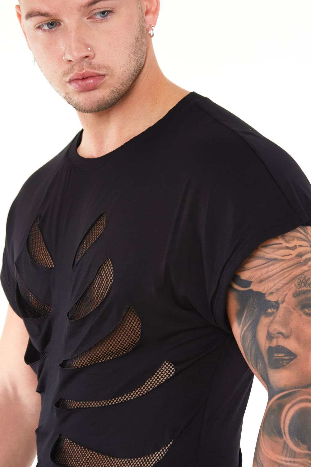 Black Loose T-shirt With Net Rib Cage